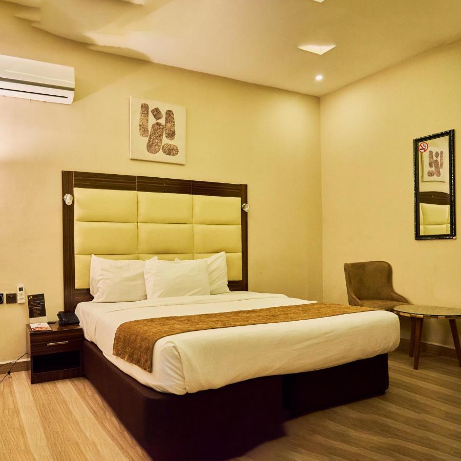 Mayfair Hotel Maitama Abuja Exterior foto